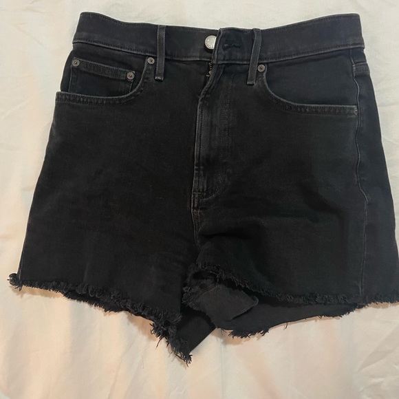 Aritzia Denim Forum Arlo short in US size 26 - Picture 1 of 13